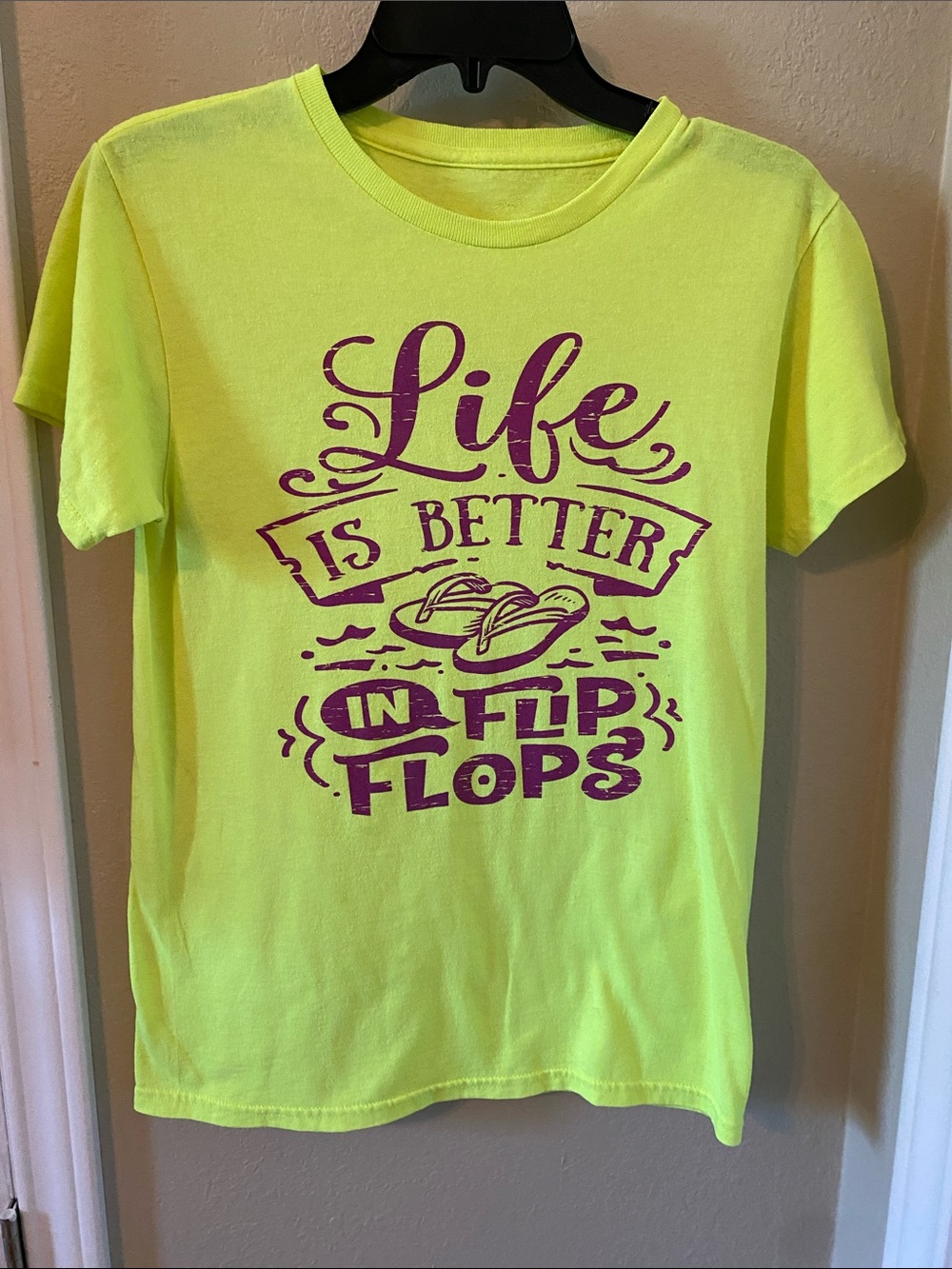 Life Is Better in Flip Flops Neon Yellow & Purple Graphic Tee Women’s Size Small